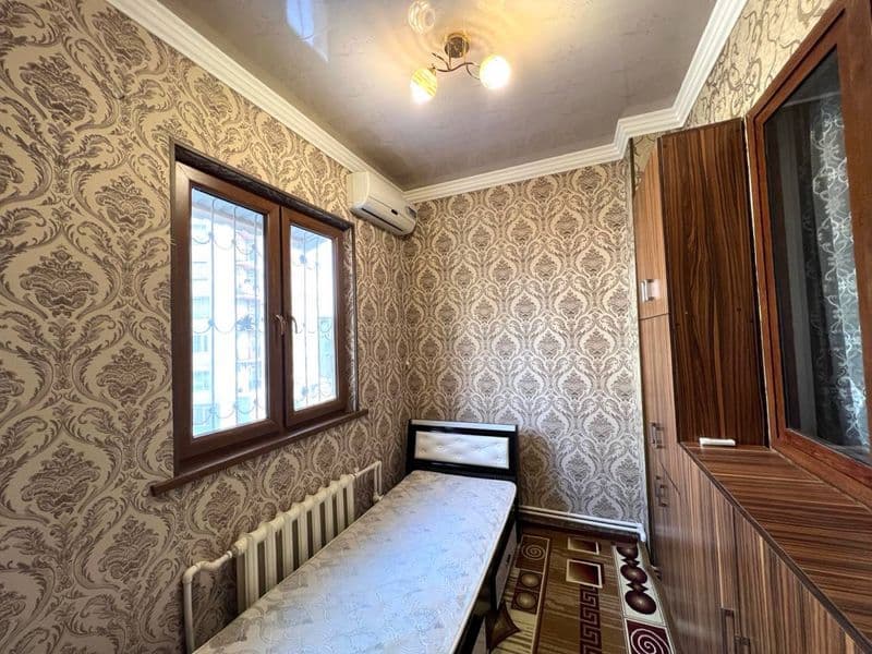 Сдается двух комнатная квартира переделанная в 3 комнатную.< — фото 2