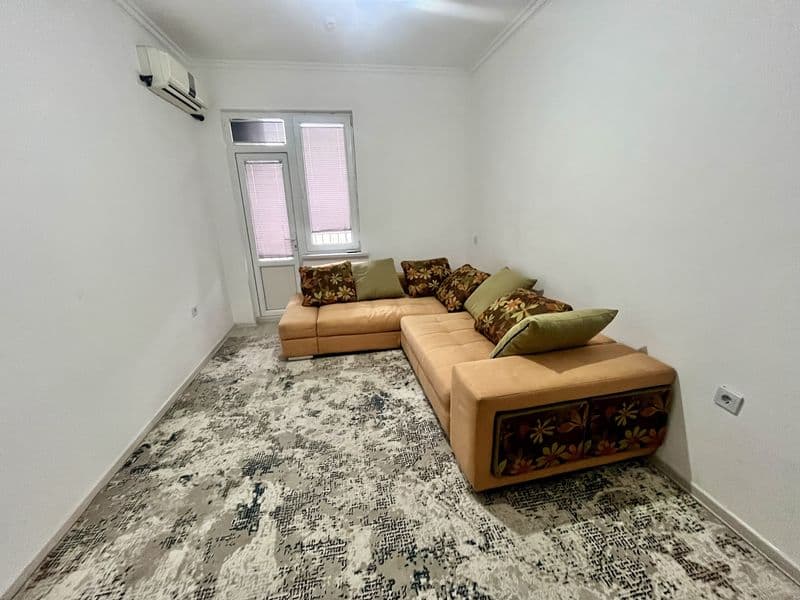 Квартира без маклер 400 $ <br />
1 х комната с комфортом<br 