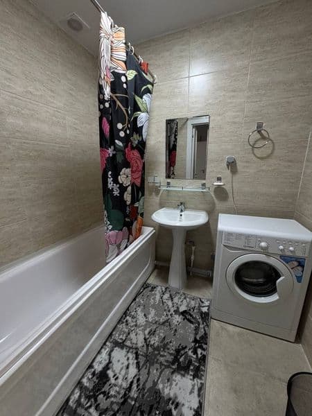 Сдаётся квартира <br />
2 комнатная большая <br />
9 этаж ес — фото 5