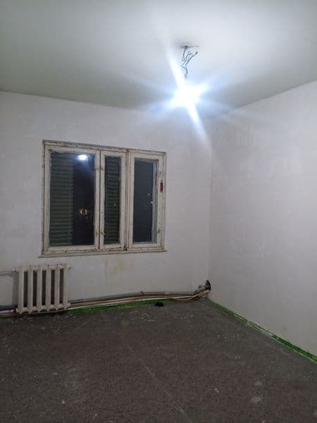 Сдам квартиру на Чиланзаре семейным порядочным.<br />
Без вр