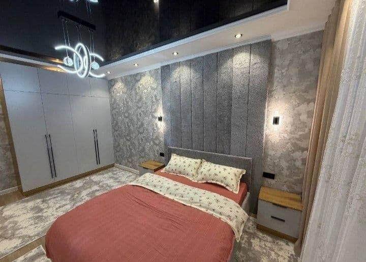 Ijaraga kvartira bor <br />
Chilonzor tumani Novza metro 5 d