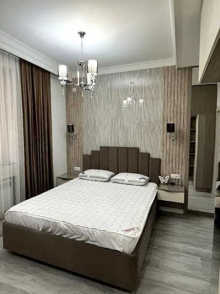 Мирзо-Улугбекский район<br />
ЖК Янги Дархон<br />
Этаж : 1<