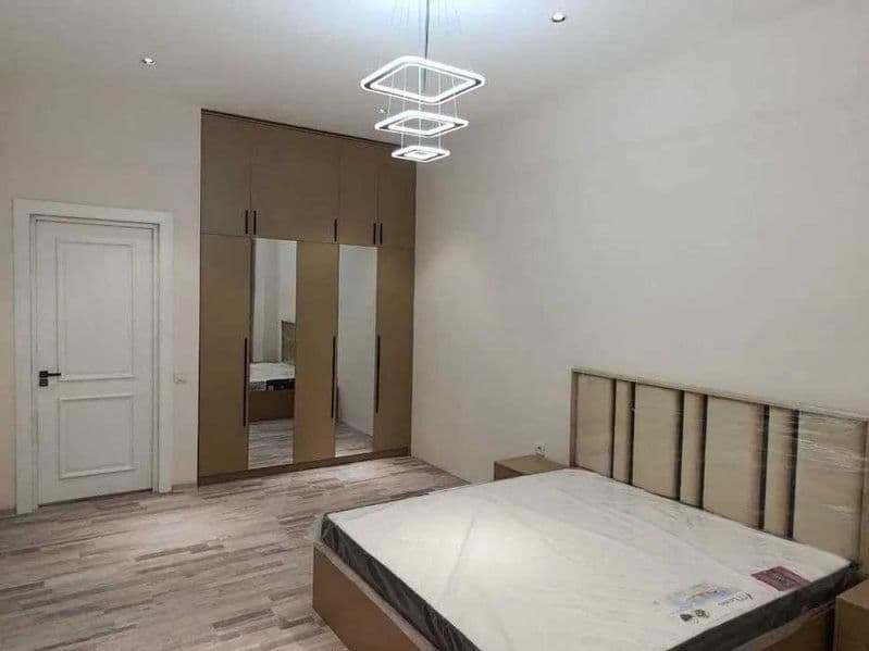 Сдаётся отличная и уютная квартира!<br />
<br />
 Район: Мир