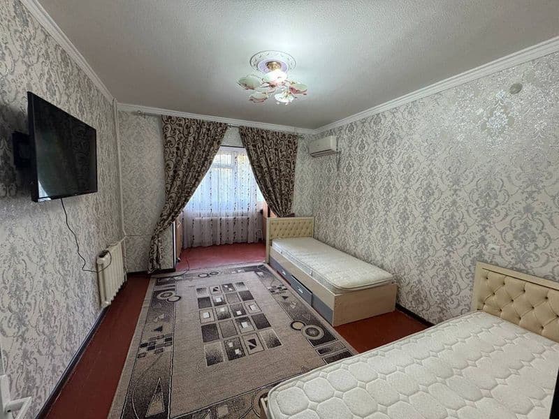 Ижарага квартира Узбум Тандор кафе якнида 1 хонали хамма жих