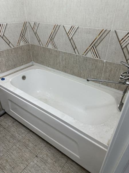 ijaraga uy kvartira  hamma sharoitlari bor, uy yangi qurilga