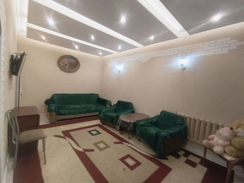 Сдается 1-я переделана в 2х<br />
1 Этаж 4 дом балкон 3на3<b — фото 2
