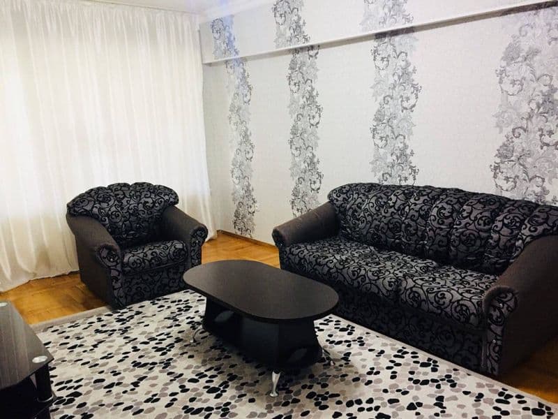 Юнусобод тумани Ц5 минор метро бир кадам 3 хонали 2 этаж хам