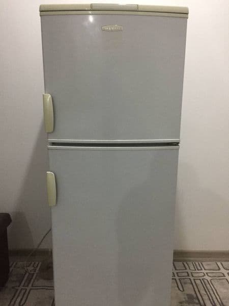 3 ta qiz kerak hamma sharoit bor. Manzil Sergili 10- hudud 4