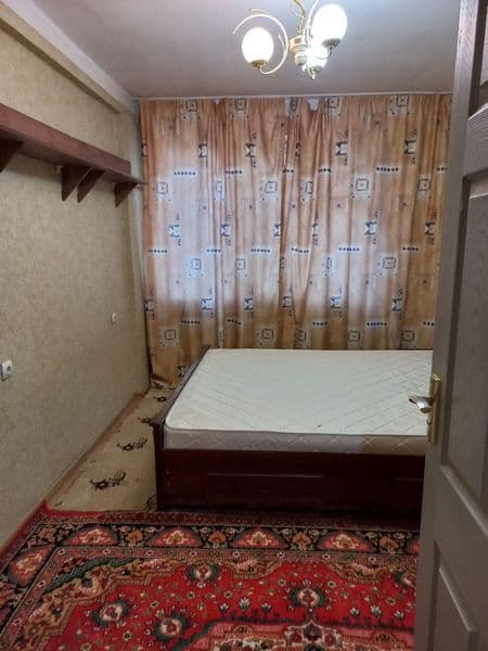 3-комнатная, 2 этаж, подъезд с домофоном. Крытая стоянка для — фото 4