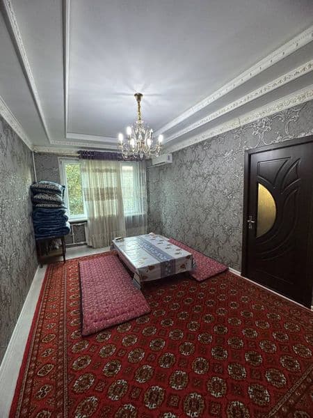 Район - Алмазарский<br />
Ориентир - Сой бой<br />
Комнат - 