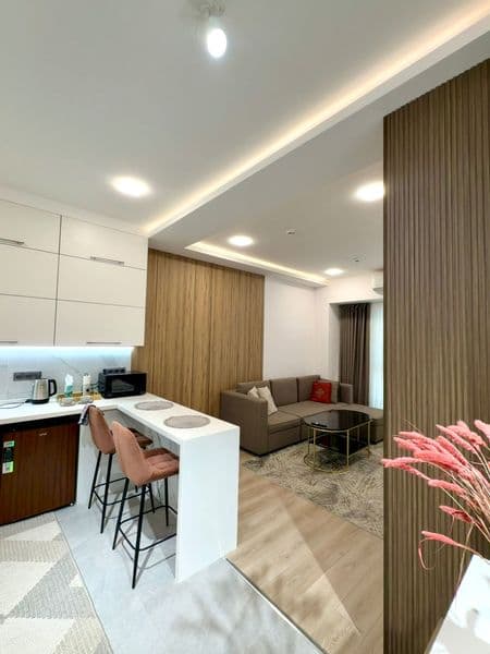 Сдаётся 2-комнатная квартира в ЖК Akay City<br />
9-й этаж.  — фото 2