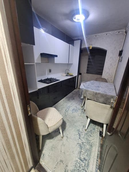 Sebzor 40-domda 1-etaj uy ijaraga beriladi. Faqat oila uchun — фото 4