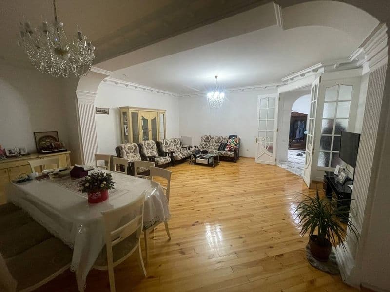 Срочно сдаётся шикарная квартира  в центре города ,  квартир