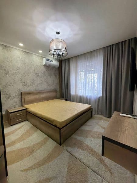 Сдаётся аренда квартиры центр города<br />
Улица Садика Азим — фото 2