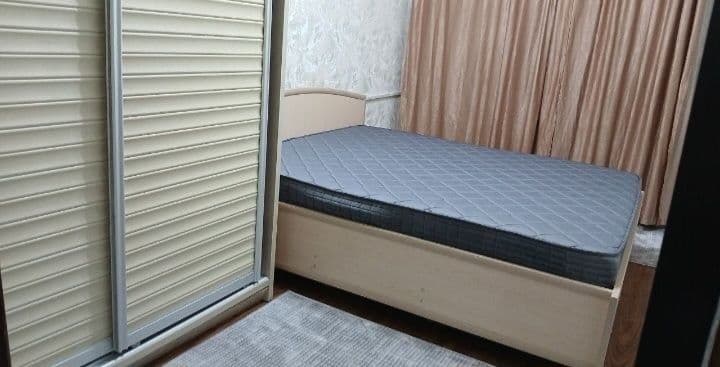 Turkiston metrodagi Kvartira ijaraga beriladi.<br />
Tel: 56