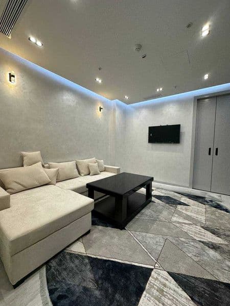 Район: Мирабадский<br />
Адрес: Айбек<br />
Ориентир: Ипак й