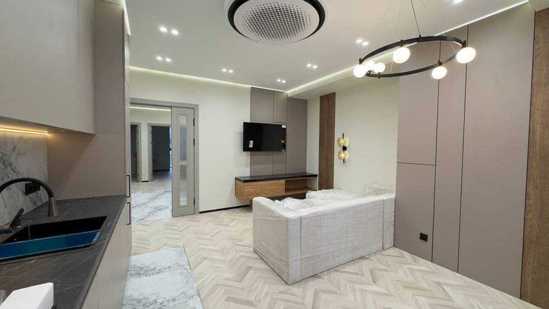 Район -Мирабадский<br />
Улица-Амир Темур шох<br />
Ориентир — фото 2