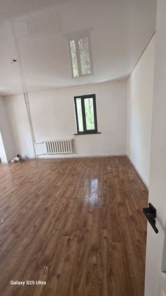 Ижара 2.хонали метро тинчлик оилага берилади расмдаги уй тоз