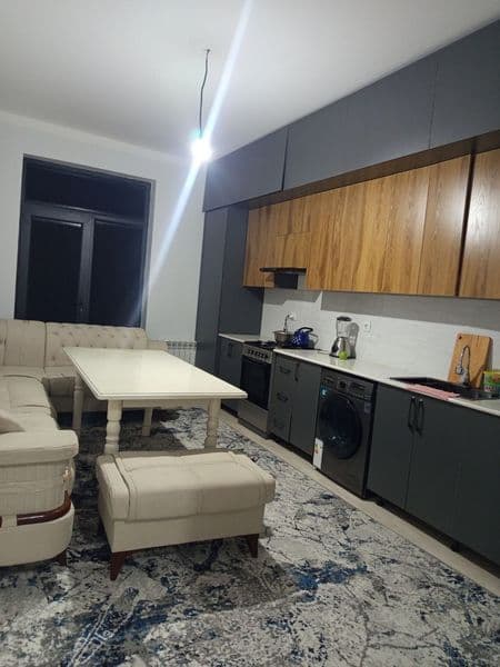 Mirobod bozori yonida kvartira bor. <br />
Xonalari: 2xonali — фото 2