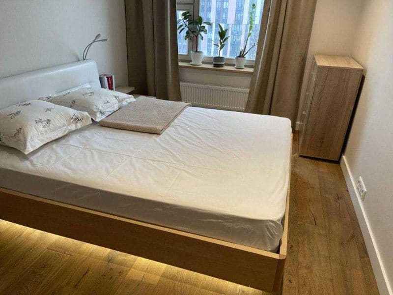 К вашему вниманию рады представить 2х комнатную квартиру на 