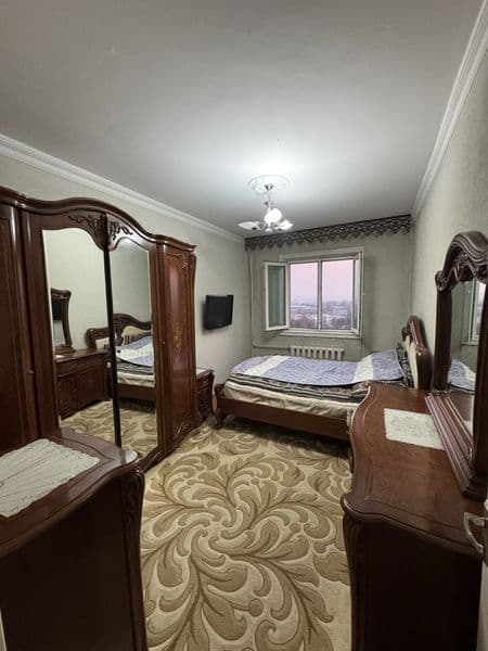 Shayxontohur tumani, Chorsu bozori oldida  9etajka domni 8-e