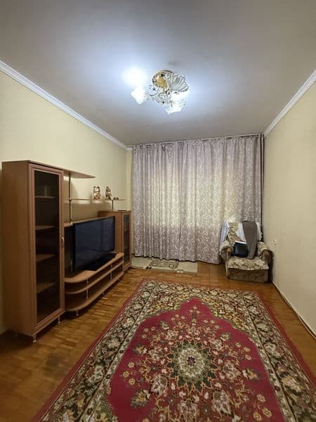 сдам квартиру семье на длительный срок <br />
Миробадски рай