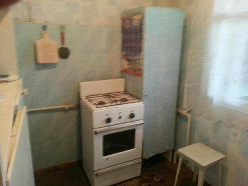 Квартира находиться вдоль дороги,развитая инфраструктура,ряд — фото 4