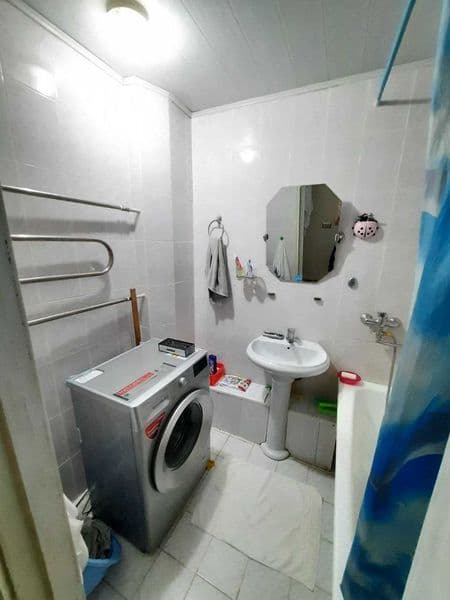 Komissiyasiz, maklersiz, kommunalsiz, depozitsiz<br />
<br /