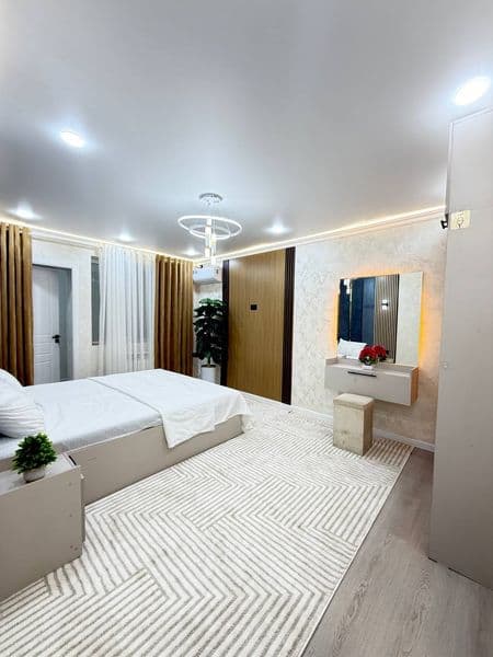 Чилонзор район рядом метро 3комната лукс кв 850$ пр келишами