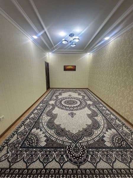 Shu zalga 4 ta qiz qoyiladi 100$ kamunali ichida 4 xonali 1 