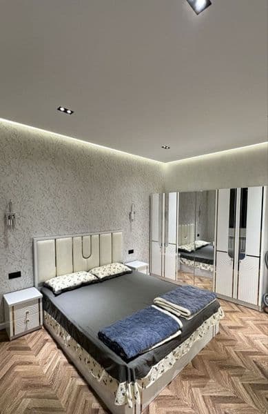 2/4/8- 550 у.е<br />
<br />
 Якасарайский район<br />
Ориент