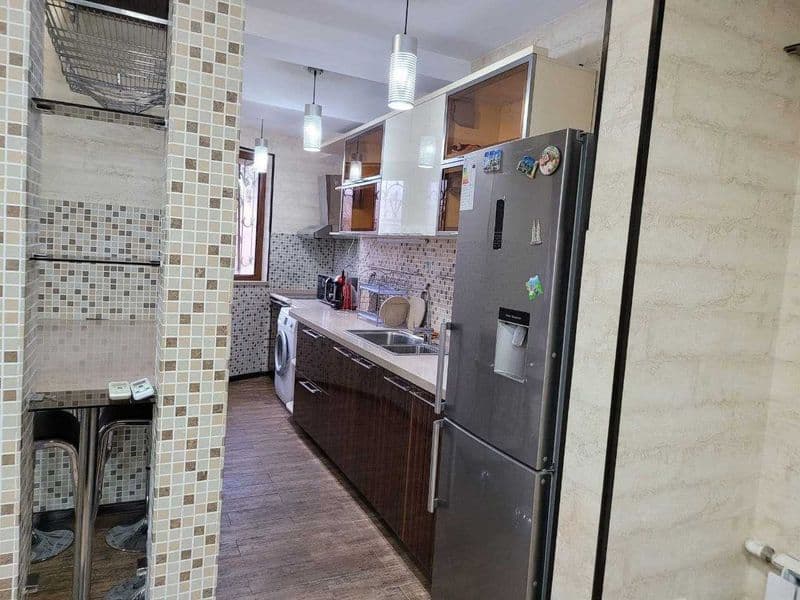 Сдается 4-комнатная квартира в Яккасарайском районе<br />
ID — фото 2