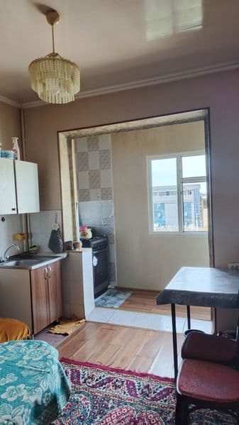 Assalomu alaykum bitta katta xonaga qizla ayolla olinadi ham