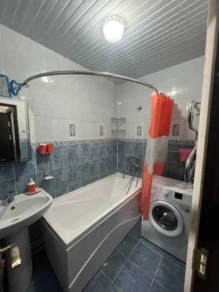 Сдаётся шикарная 2-комнатная квартира в Новостройка<br />
<b — фото 5