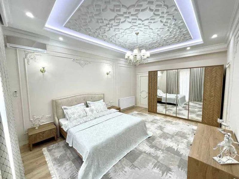 Яккасарайский район<br />
Ориентир: Парк Бабура<br />
Прести