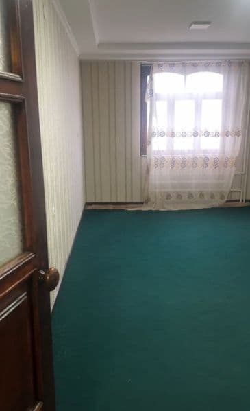 1 хона <br />
Бивщи общежит <br />
Санузел ичида <br />
Еш о
