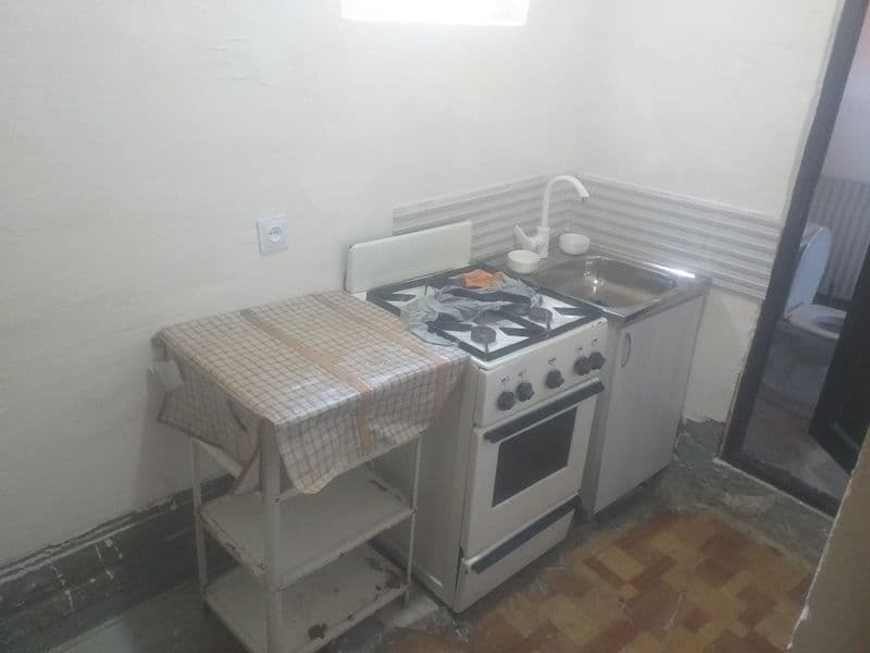 Угил болалар учун ижарага уй бор хамма шаройитлари бор мурож