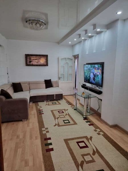 Сдается своя квартира на длительный срок 3 комнатная на 1 эт — фото 2