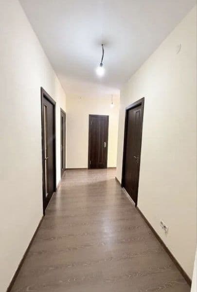 May oyidan kvartiraga beriladi <br />
Pustoy kvartira <br />