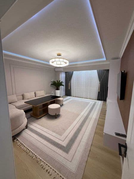 Жилой комплекс: Parkwood<br />
Комнат: 3<br />
Этаж: 3<br />