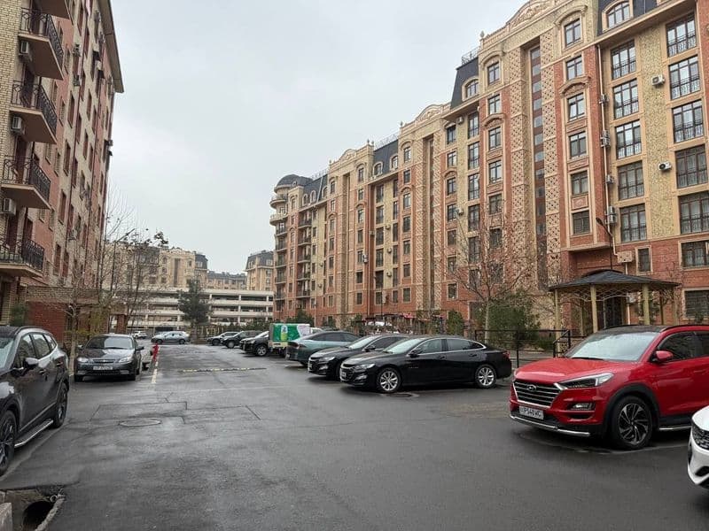 3хона 7 етажда 9етажли <br />
Хамма шарроитлари бор. <br />
