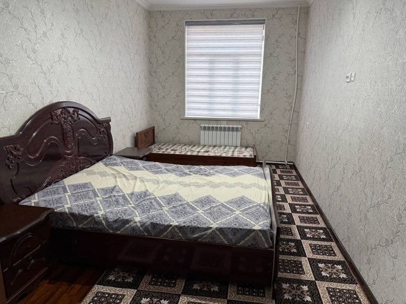 Shayhontohur tumani Moljal, Chorsu metrosi Chorsu bozoriga p