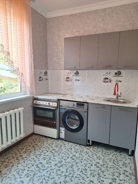 Аренда 2/1/4 Цена: 420$<br />
Мирзо-Улугбекский район<br />
