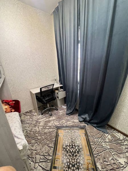 Kvartiraga qiz kerak !!<br />
Manzil beruniy metro , ibn sin