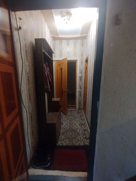 Oʻgʻil bollarga  1 100 000 sum, metroga, bozor , vokzalga ya