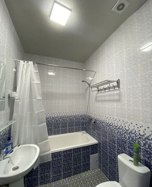 Сдаётся уютная и чистая квартира на длительный срок. В кварт — фото 4