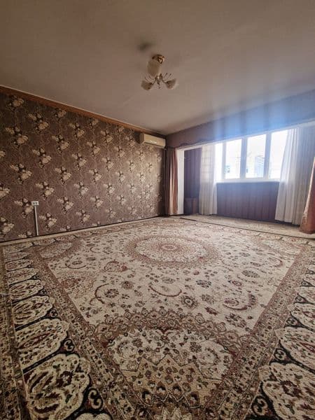 Сдаётся 2 х комнатная квартира на 8 этаже 9 этажного дома.Ча — фото 2