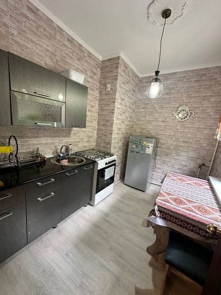 Сдаётся в аренду на Карасу-1 1²/1/5 38м² квартира в хорошем 