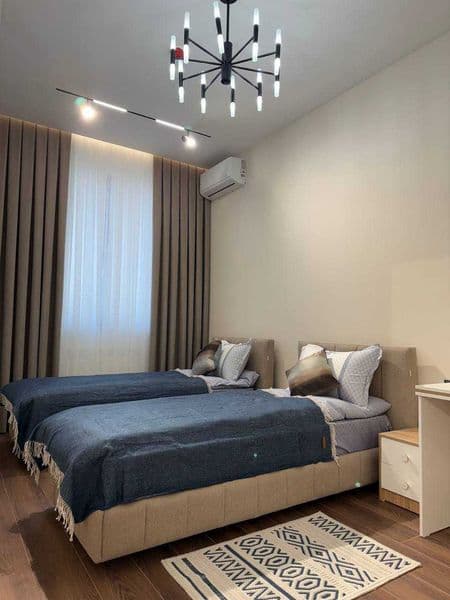 Мирабадский район <br />
улица Садыка Азимова.<br />
Жилой к