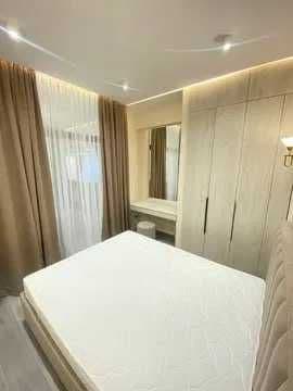 Район: Yunusabad <br />
Адрес: Oloy Bozori <br />
<br />
Ком